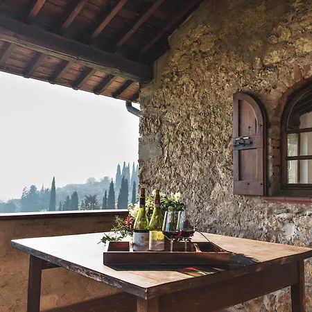 Collina Di Borgo San Mattia Bauernhof Verona