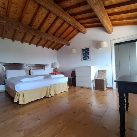 Collina Di Borgo San Mattia Bauernhof